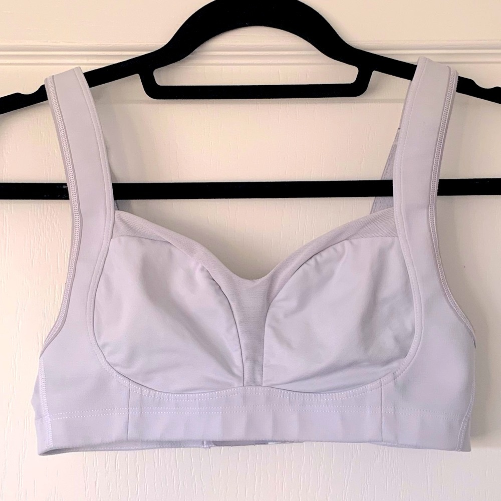 LULULEMON Ta Ta Tamer Sports Yoga Bra
